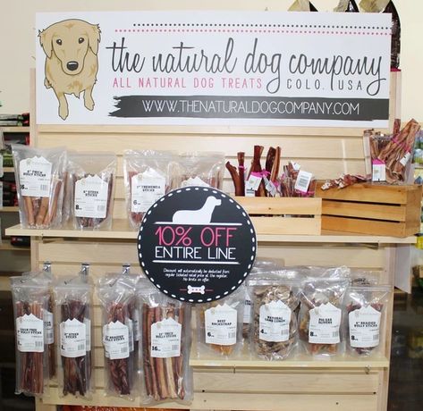 It's easy to display the variety of products you carry at your pet retail store in a way that stimulates interest from your customer and compels them to make a purchase! Retailers know that dog treats and chews often has the highest margins compared to other pet products - here are some merchandising tips and tricks to Dog Treat Market Stall, Dog Treat Market Display, Dog Treat Display Ideas, Dog Treat Display, Kirby Food, Market Stall Display Ideas, Stall Display Ideas, Market Booth Ideas, Dog Treat Business