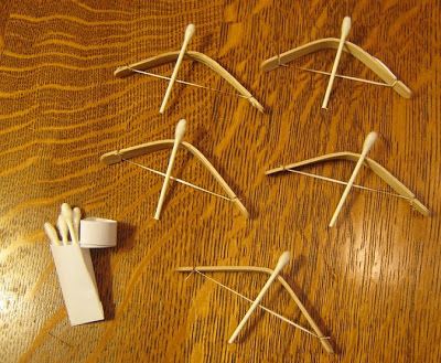 Almost Unschoolers: Popsicle Stick Bows and Arrows Q Tips, Bows And Arrows, Bow And Arrow, Dental Floss, Cub Scouts, Popsicle Sticks, Girl Scouts, Craft Activities, Popsicles