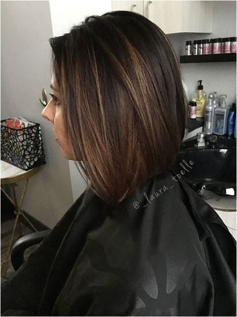 30 short dark brown hairstyles , #short #hairstyle #highlights #women #dark #hair #with short hairstyle women dark hair with highlights Medium Ombre Hair, Short Hair Highlights, Caramel Hair, Caramel Highlights, Short Straight Hair, Brown Blonde Hair, Penteado Cabelo Curto, Dark Brown Hair, The Salon