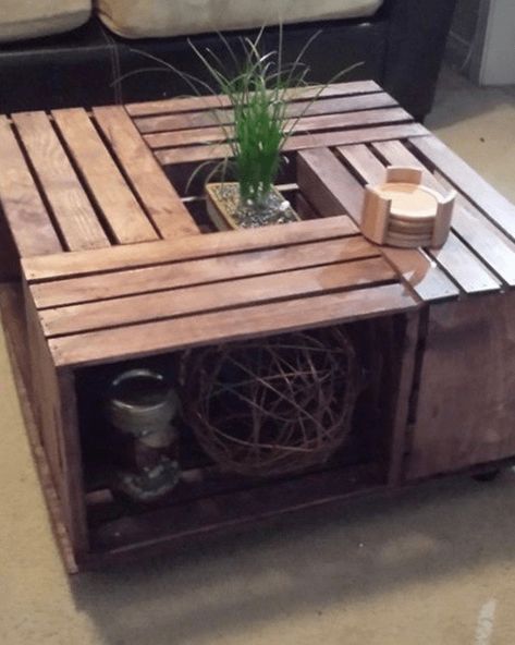 Uses For Wooden Crates, Wooden Crate Ideas, Wooden Crate Furniture, Wood Crate Coffee Table, Crate Crafts, Crate Decor, Diy Wooden Crate, Crate Coffee Table, Crate Bookshelf