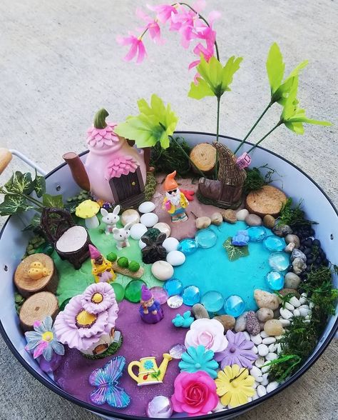 Fairy Garden Eyfs, Shoebox Project, Fairy Garden Birthday Party, Fairy Garden Kit, Evansville Indiana, Sensory Crafts, Nursery Activities, Playdough Kits, Garden Party Birthday