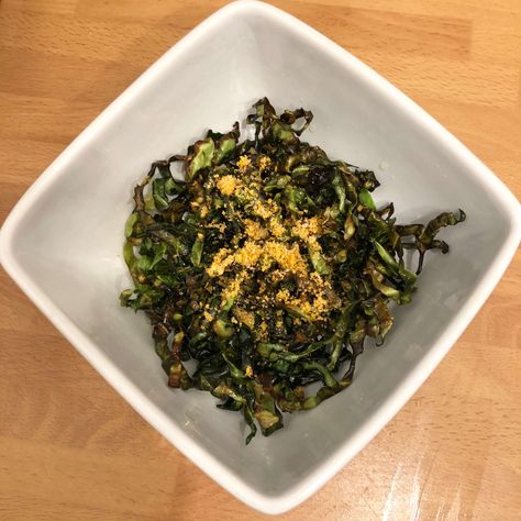 Nate's Chinese Style Crispy Seaweed Recipe - Nate's Food Crispy Seaweed Recipes, Fakeaway Recipes Chinese, Seaweed Recipe, Chinese Fakeaway, Seaweed Recipes, Chinese Meals, Crispy Seaweed, Vegan Chinese, Fakeaway Recipes