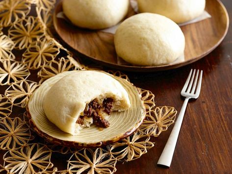 Beef Buns, Wine Yeast, Buns Recipe, Bao Buns, Duck Sauce, Bun Recipe, Steamed Buns, Cooking Channel, Hoisin Sauce