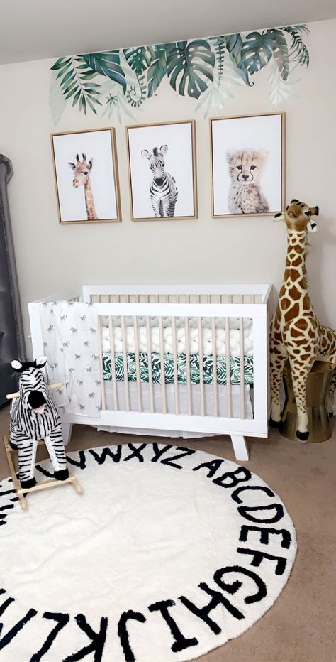 Baby Safari Nursery, Cozy Baby Room, Baby Nursery Inspiration, Baby Room Themes, Baby Room Neutral, Hair Flyer, Baby Boy Room Decor, Nursery Room Design, Girl Nursery Room