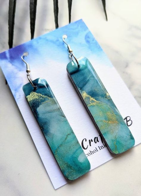 Blue Lagoon Earrings Statement Jewellery Alcohol Ink - Etsy Alcohol Ink Jewelry Diy, Alcohol Ink Polymer Clay, Alcohol Ink Earrings, Alcohol Ink On Wood, Stone Carving Sculpture, Jewelry Painting, Earrings Crafts, Resin Works, Painted Jewellery