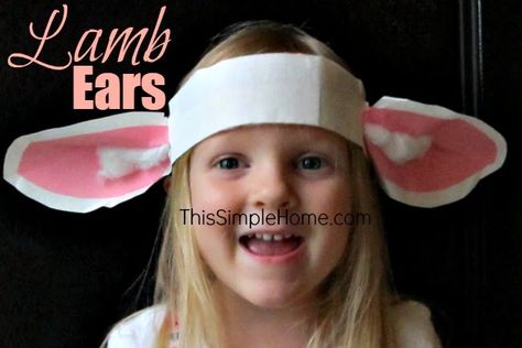 Make lambs ears or Yoda ears for a cute little costume.   Made just from paper and a bit of cotton, these are really cute. Simple Animal Costumes, Lamb Headband, Yoda Ears, Awana Cubbies, Christmas Skits, Star Wars Craft, Animal Headbands, Thanksgiving Play, Lambs Ears