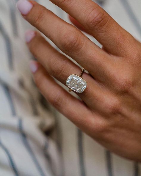 Elongated Cushion Cut Engagement Ring, Engagement Ring Bezel, Cushion Cut Moissanite Engagement Ring, Moissanite Engagement Ring Cushion Cut, Cushion Cut Solitaire, Elongated Cushion Cut, Bezel Engagement Ring, Cushion Engagement Ring, Elongated Cushion