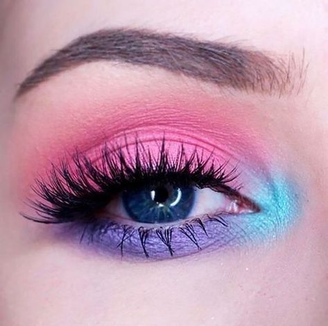 Pastel Makeup, Purple Eye Makeup, Pink Eye Makeup, Easter Makeup, Attractive Eyes, Eyebrow Eyeshadow, Makeup Hacks, Pink Eyeshadow, Hooded Eyes