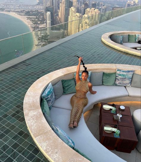 Dubai Travel Summer Girls Trip Princess Treament Summer Vibes Luxury Lifestyle Summer Girls Trip, Dubai Lifestyle, Dubai Life, Dubai Travel, Travel Summer, The Map, Lifestyle Blogger, Girls Trip, Summer Girls