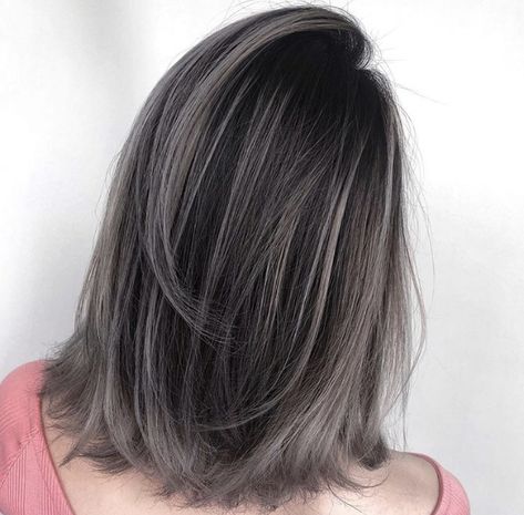 Gray Highlights Brown Hair, Black Hair Balayage, Perfect Hair Color, Ash Hair Color, Hair Color Options, Hair Color Streaks, Blending Gray Hair, Gray Hair Highlights, Haircuts For Medium Hair