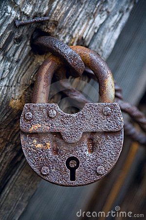 Lock picking, Door locks ...  #old #door #eski #kapı #kapısüsü #rengarenk #colorfull #tokmak #zil #secret #kilit Old Door Knobs, Door Knobs And Knockers, Old Keys, Antique Keys, Rusty Metal, Key To My Heart, Vintage Keys, Old Door, Old Doors