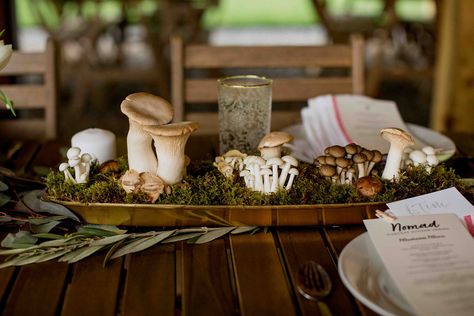 Mushroom Wedding Theme, Mushroom Table Decor, Mushroom Centerpiece, Moss And Mushroom Centerpiece, Mushroom Wedding Decor, Mushroom Wedding, Smores Party, Foodie Wedding, Mushroom Tea