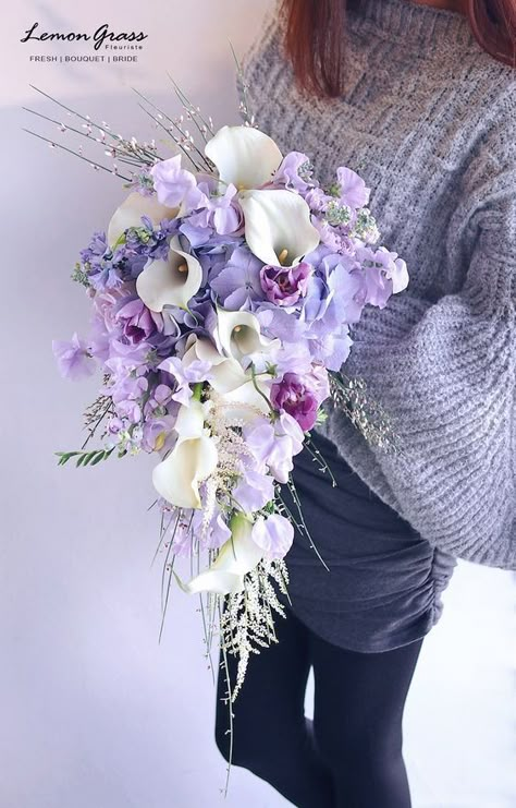 Waterfall Bouquet, Bridal Bouquet Spring, Purple Bouquets, Purple Bridal Bouquet, Spring Wedding Bouquets, Cascading Wedding Bouquets, Diy Bridal Bouquet, Purple Wedding Bouquets, Lilac Wedding