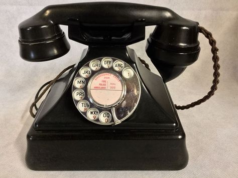 1940s Black Bakelite King Pyramid Series 200 GPO Dial Phone Telephone Converted 1940s Phone, 1920s Telephone, 1930s Telephone, 50s Telephone, 1950s Telephone, 1940s Telephone, Wendy Torrance, 1940s Aesthetic, Black Telephone