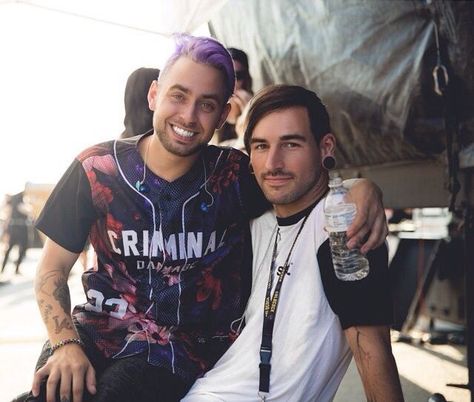 Tyler Carter and Michael Bohn of Issues Tyler Carter, The Amity Affliction, Man Crush Monday, Warped Tour, Falling In Reverse, Love Band, Of Mice And Men, Black Veil Brides, Pierce The Veil