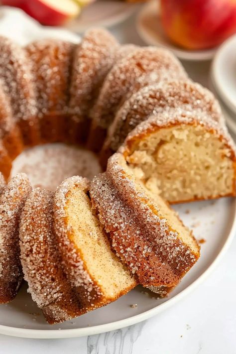 Apple Cider Donut Bundt Cake, Apple Cider Desserts, Donut Bundt Cake, Bunt Cake Recipe, Apple Spice Cake, Apple Cider Recipe, Fall Cakes, Apple Cider Donuts, Apple Cake Recipes