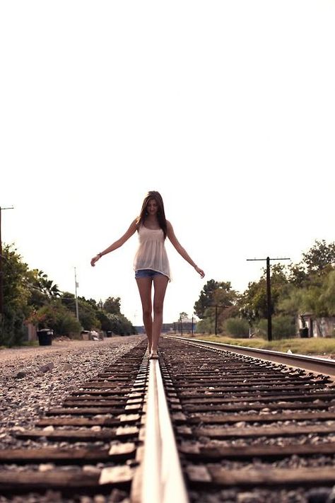 Senior Pictures Railroad Tracks, Railroad Track Pictures, Railroad Photoshoot, Train Tracks Photography, Ideas For Seniors, Track Senior Pictures, Track Pictures, Line Photography, Senior Photo Poses