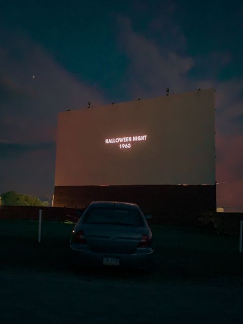 Fall Drive In Movie Aesthetic, Drive In Movie Halloween, Fall Drive In Movie, Movie Drive In Aesthetic, Halloween Movie Theater, Drive In Theater Aesthetic, Drive In Movie Aesthetic, Miguel Aesthetic, Drive In Date