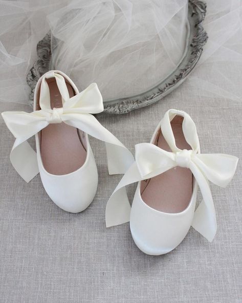 IVORY Satin Flats with Satin Ankle Strap #shopkaileep #kidsshoes #ivorysatinsgoes #girlssatinshoes