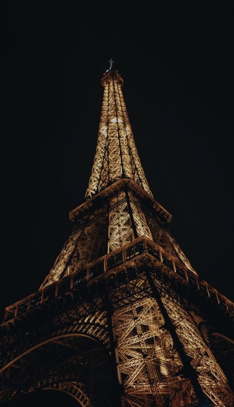 Elsacore Aesthetic, Monicacore Aesthetic, Paris Wallpaper Aesthetic, Paris Aesthetic Black, Scenery Wallpaper Iphone, Paris Aesthetic Night, Aesthetic Eiffel Tower, Eiffel Tower Wallpaper, Paris Aesthetic Wallpaper