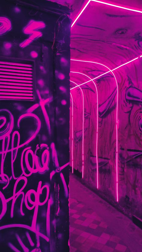 Neon Pink Phone Wallpaper, Iphone Wallpaper Neon Aesthetic, Festival Aesthetic Wallpaper, Neon Asthetics Wallpaper, Pink Graffiti Wallpaper, Neon Asthetics, Neon Grunge Aesthetic, Neon Aesthetic Wallpaper, Pink Neon Aesthetic