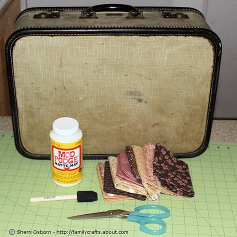 How to Decoupage a Suitcase Decoupage Suitcase Diy, Decoupage Suitcase, Vintage Suitcase Decor, Suitcase Furniture, Painted Suitcase, Suitcase Table, Suitcase Decor, Old Luggage, Diy Suitcase