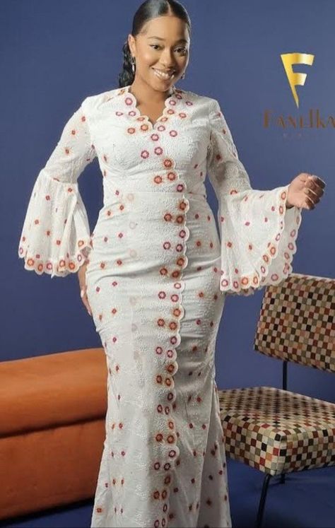 Floral Print Chiffon Dress, Nigerian Lace Styles Dress, Nigerian Lace Styles, Big Dresses, Short African Dresses, African Inspired Clothing, African Maxi Dresses, African Traditional Dresses, Hijab Fashion Inspiration