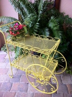 Very cute serving cart. Antique Tea Cart, Tea Carts, Flower Carts, Vintage Tea Cart, Elegant Bar Stools, Wood Bar Cart, Metal Cart, Different Types Of Tea, Push Cart