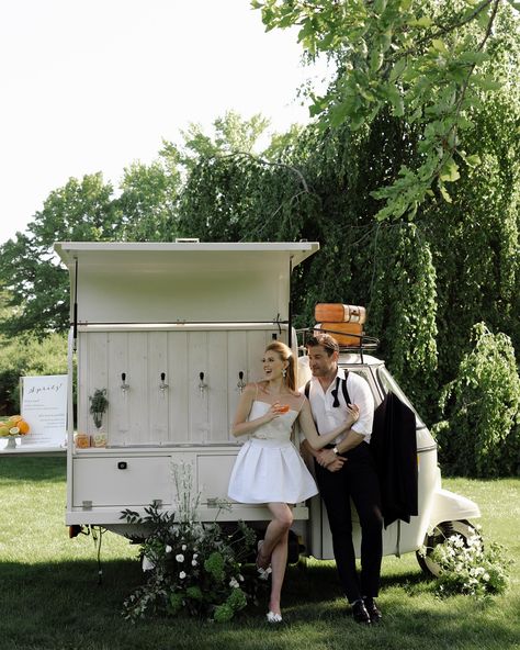 We love an outfit change at a wedding, plus some gelato 🍨 and Prosecco truck 🥂 #gardenwedding #gardenparty #longislandwedding #nycwedding #modernbride #weddingweekend Photo: me @annapaulinephotography Host: @tsretreats Lead Photographer: @trishajay_photography Lead Content Creator: @sobridalsocial Planner: @forlifeseventures Venue: @oldwestburygardens Florist: @premiereventsbyreema Hair & Makeup: @beautybyvanessaa_ Cake: @vincenzo_salvatore_cakes Gelato Cart & Prosecco Truck: @dolceandgel... Long Island Wedding, Hudson Valley Wedding, Welcome To The Party, Hudson Valley, Nyc Wedding, Wedding Weekend, Modern Bride, Garden Party, Garden Wedding