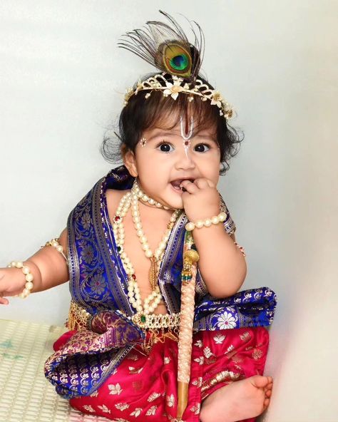 Baby in Krishna costume on krishnashtami Mother Son Janmashtami Photoshoot, Janmashtami Kids Photoshoot, Baby Krishna Makeup, Krishna Baby Photo Shoot, Krishna Astami Baby Photos, Krishna Janmashtami Baby Photo Shoot, Sreekrishna Jayanthi Baby Photos, Krishna Jeyanthi Baby Shoot, Krishna Look For Kids