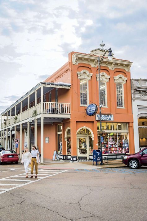 Square Books Mississippi Travel, Oxford Mississippi, Girls Trips, Girlfriends Getaway, University Of Mississippi, College Town, Travel Locations, Mountain Town, Ole Miss