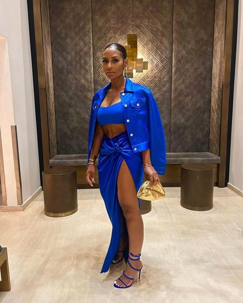 Kara Chin (@chinchillyonstyle) • Instagram photos and videos Blue Outfit Ideas Black Women, Royal Blue Outfit Ideas, Blue Monochromatic Outfit, Blue Outfit Ideas, Outfit Ideas Black Women, Royal Blue Outfits, Female Goat, Outfit Ideas Black, Ladies Outfits