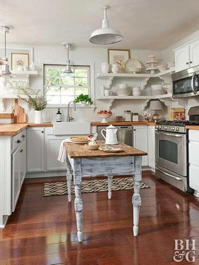 Small Country Kitchens, Dapur Rustic, Model Dapur, Cottage Style Kitchen, Cottage Kitchens, Country Style Kitchen, Classic Kitchen, French Country Kitchen, Wood Countertops