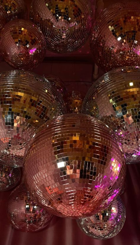 Party Disco Wallpaper, Disco Background, Disco Wedding, Fantasy Party, Mix Photo, Phone Screen Wallpaper, Disco Balls, Disco Party, Cellphone Wallpaper