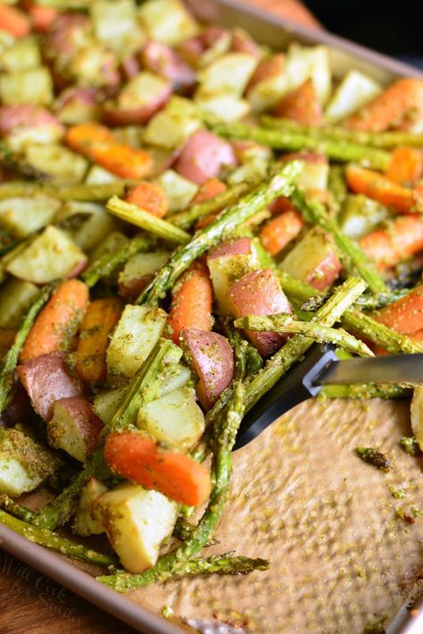 Delicious roasted potatoes and vegetable side dish that’s perfect to serve with your favorite protein. Potatoes, asparagus, and carrots are simply tossed in homemade cashew pesto and roasted in the ov Protein Potatoes, Pesto Veggies, Carrots And Asparagus, Cooking Classy Recipes, Roasted Potatoes Carrots, Cashew Pesto, Potatoes Asparagus, Roasted Potatoes And Carrots, Will Cook For Smiles