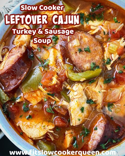 Turkey Sausage Soup, Crockpot Cajun, Chicken Sausage Soup, Cajun Gumbo Recipe, Cajun Turkey Recipe, Cajun Turkey, Soup Video, Leftover Turkey Recipes, Gumbo Recipe