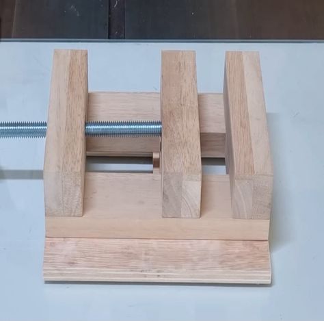 Drill Press Vise, Workshop Ideas, Drill Press, Scrap Wood, Wood Working, Woodworking Tools, Just Do It, Wood Diy, New Life