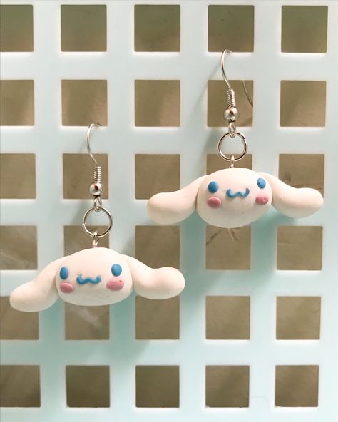 Cinnamoroll Polymer Clay, Cinnamoroll Crafts, Cinnamoroll Clay, Cinnamoroll Jewelry, Cinnamoroll Earrings, Ideas Con Porcelana Fria, Diy Cinnamoroll, Porcelana Fria Ideas, Cinnamoroll Diy