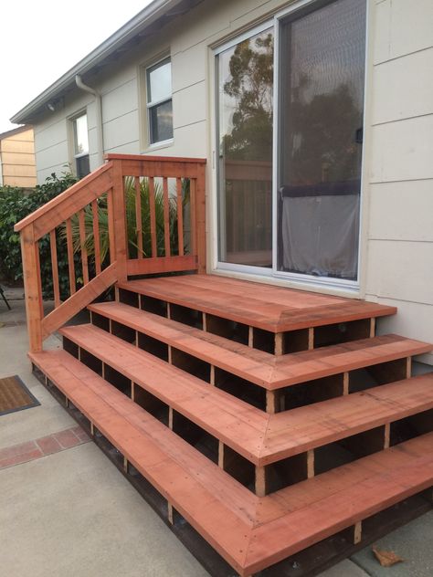 Back Porch Stairs Wood Stairs On Concrete Patio, Stairs Down To Deck, Back Stairs To Patio, Outdoor Steps Design, Small Entry Deck Ideas, Diy Porch Stairs, Back Stairs Outdoor, Back Door Stairs To Patio, Small Deck With Stairs