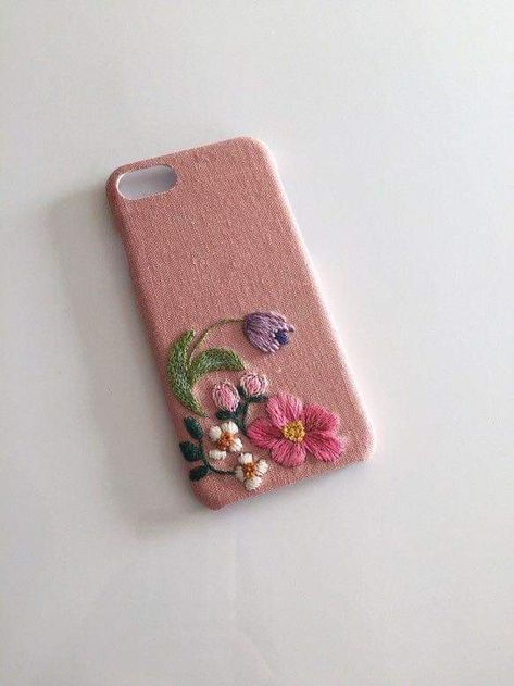 Crochet Mobile Cover, Embroidery Cases, Crochet Phone Cases, Crochet Mobile, Hand Embroidery Patterns Flowers, Hand Embroidery Videos, Mobile Cover, Embroidery Stitches Tutorial, Embroidery Videos