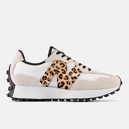 New Balance Leopard Sneakers, Womens New Balance Shoes Outfit, Womens New Balance 327, New Balance 327 Women Outfit, New Balance 327 Outfit, 327 New Balance, New Balance Tennis Shoes, Womens New Balance, New Balance Outfit