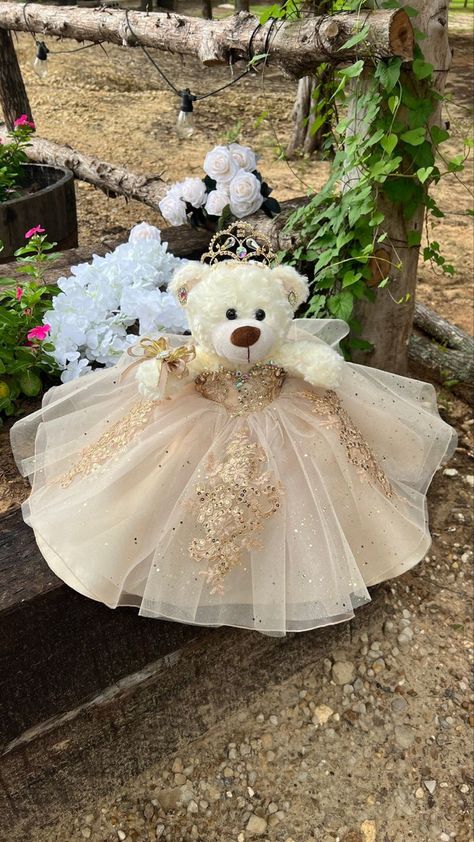 Champagne Quince Teddy Bear, Quinceanera Dresses Champagne Mexican, Last Bear Quinceanera, Quinceanera Last Teddy Bear, Champagne Gold Quinceanera Decor, Quince Centerpieces Champagne, Quince Bear Dress, Royal Quinceanera Theme Gold, Pearl Quinceanera Dresses