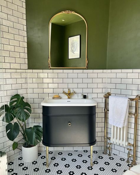 Laura (@thevictorianterracehouse) • Instagram photos and videos Moulding Ceiling, Trendy Bathroom Decor, Crackle Glaze Tiles, Church Bathroom, Burlington Bathroom, Bold Tile, Period Home, Glazed Walls, Metro Tiles