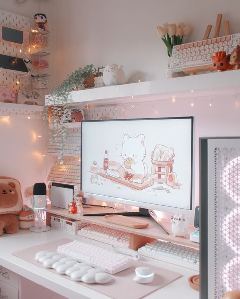 🐈🍜☁️ catch me in bed because that’s where I’ll be all day today being an absolute potatoe and rotting, watching my new cdramas and snoozing. happy tuesday m’loves 🤍 discount codes in bio ♡ cozy friends tagged ♡ @giggiland ૮ • ﻌ - ა desk setup • desk inspiration • desk goals • gaming setup • cozy home • cozy room • gaming • cozy gamer ʕ •́ᴥ•̀ ʔっ #desksetups #deskideas #gamingsetup #deskorganization #wfh #wfhsetup #pcsetups #gamergirlsetup #girlsetup Small Cozy Gaming Setup, Art Setup, Stardew Farm, Aesthetic Bedrooms, Room Gaming, Cozy Gamer, Study Aesthetics, Amazing Bedroom Designs, Apt Decor