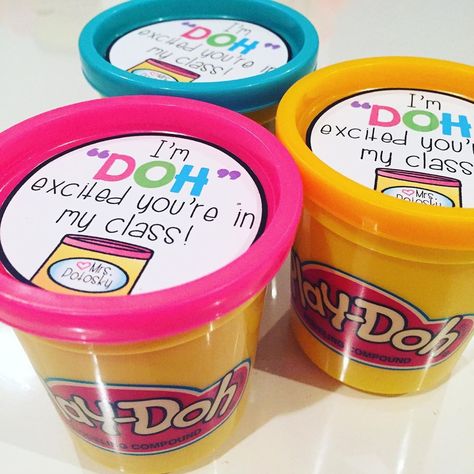 Play Dough Gifts For Students, Play Doh Gift Tags For Students, Playdoh Back To School Gift, Play Dough Gift Ideas, Play Dough Gift Tags Free Printable, Play Doh Gift For Students, Playdough Gift Tags For Students, First Day Of School Gift From Teacher, Beginning Of Year Gifts For Students