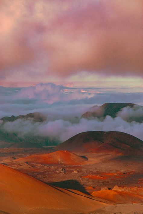 Maui Haleakala National Park, Haleakala Crater, Summer Places, Hawaii Packing, Moving To Hawaii, Haleakala National Park, National Parks Photography, Christina Lauren, Hawaii Trip