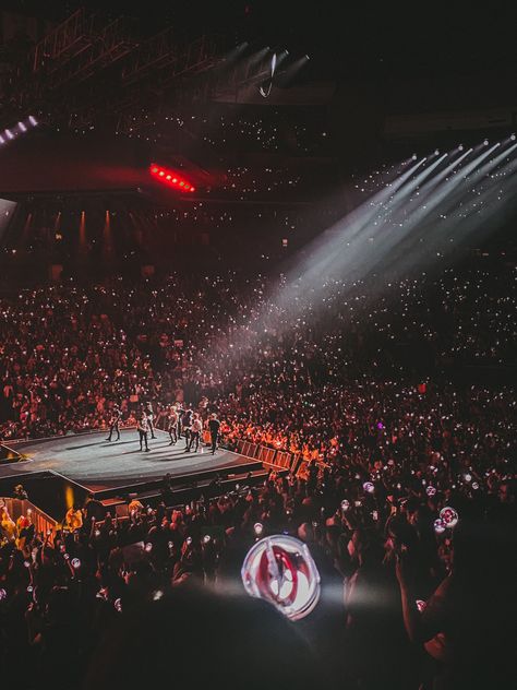 Skz Aesthetic Concert, Straykids Concert Aesthetic, Stray Kids Konser, Skz Concert Wallpaper, Straykids Concert Ocean, Skz On Stage, Skz Concert Photos, Skz Concert Aesthetic, Stray Kids Concert Aesthetic