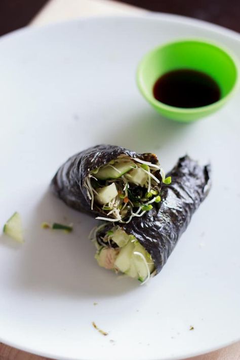 Spring Rolls Wrappers, Sushi Spring Rolls, Gluten Free Wraps, Wraps Recipes, Vegan Party Food, Alkaline Vegan, Sushi Party, Flavored Rice, Vegan Party