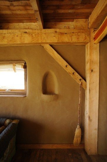 Plastering Walls With Clay Plaster | The Year of Mud Plaster Recipe, Plastering Walls, Plaster Walls Diy, Cob House Interior, Plaster House, Mud Plaster, Cob Building, Movies Best, Living Off The Grid