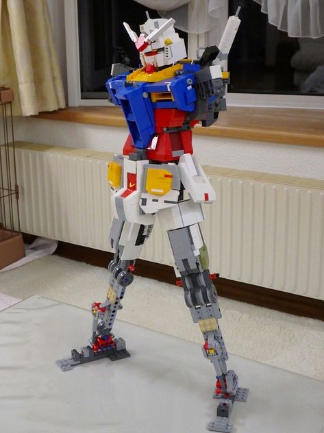 LEGO Build: RX-78-2 Gundam - Gundam Kits Collection News and Reviews Lego Gundam, Lego Ninjago City, Lego Frame, Lego Dragon, Lego Bots, Lego Collection, Rx 78 2, Lego Ship, Lego Dimensions